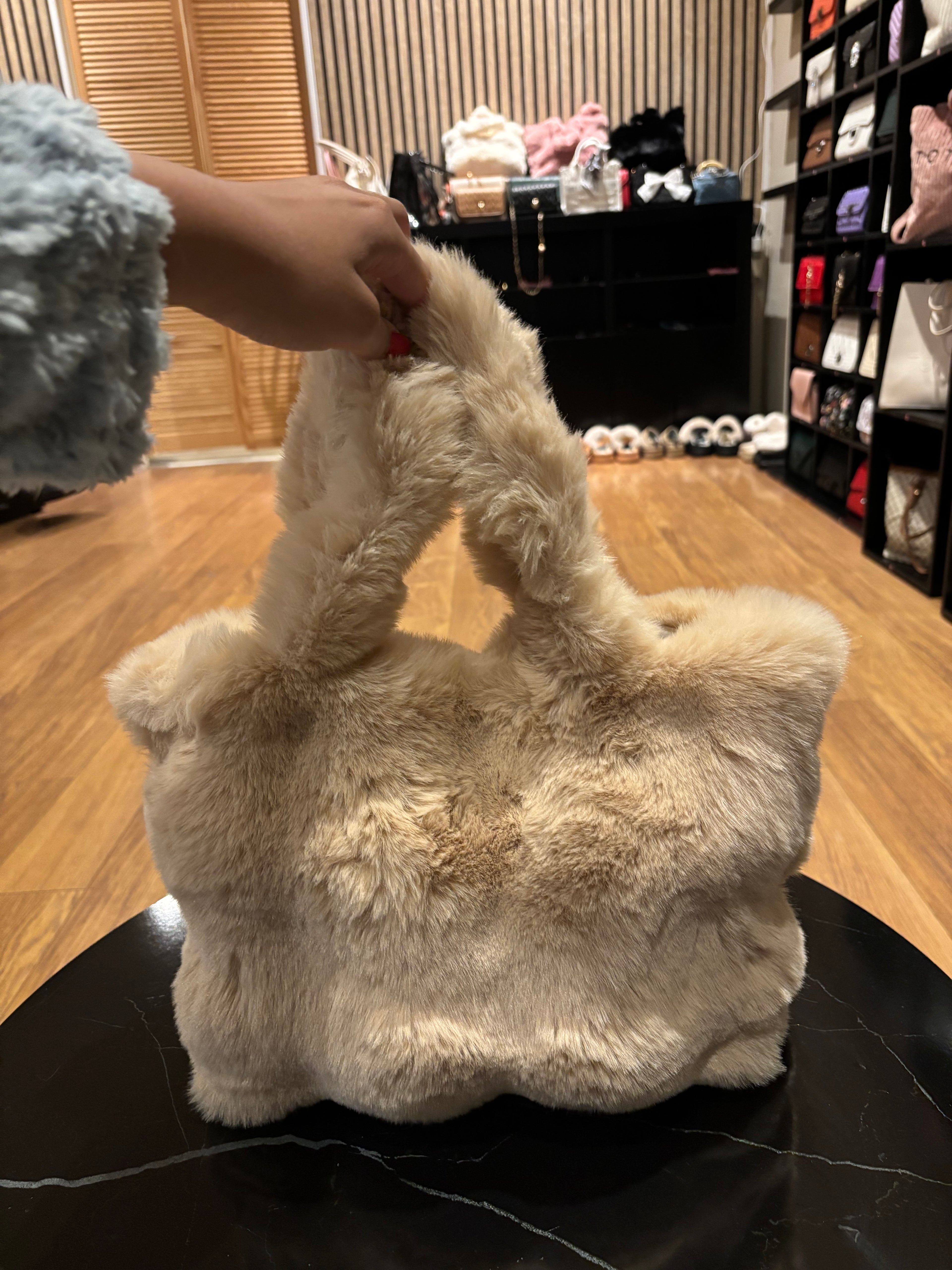 Khaki Fluffy Tas
