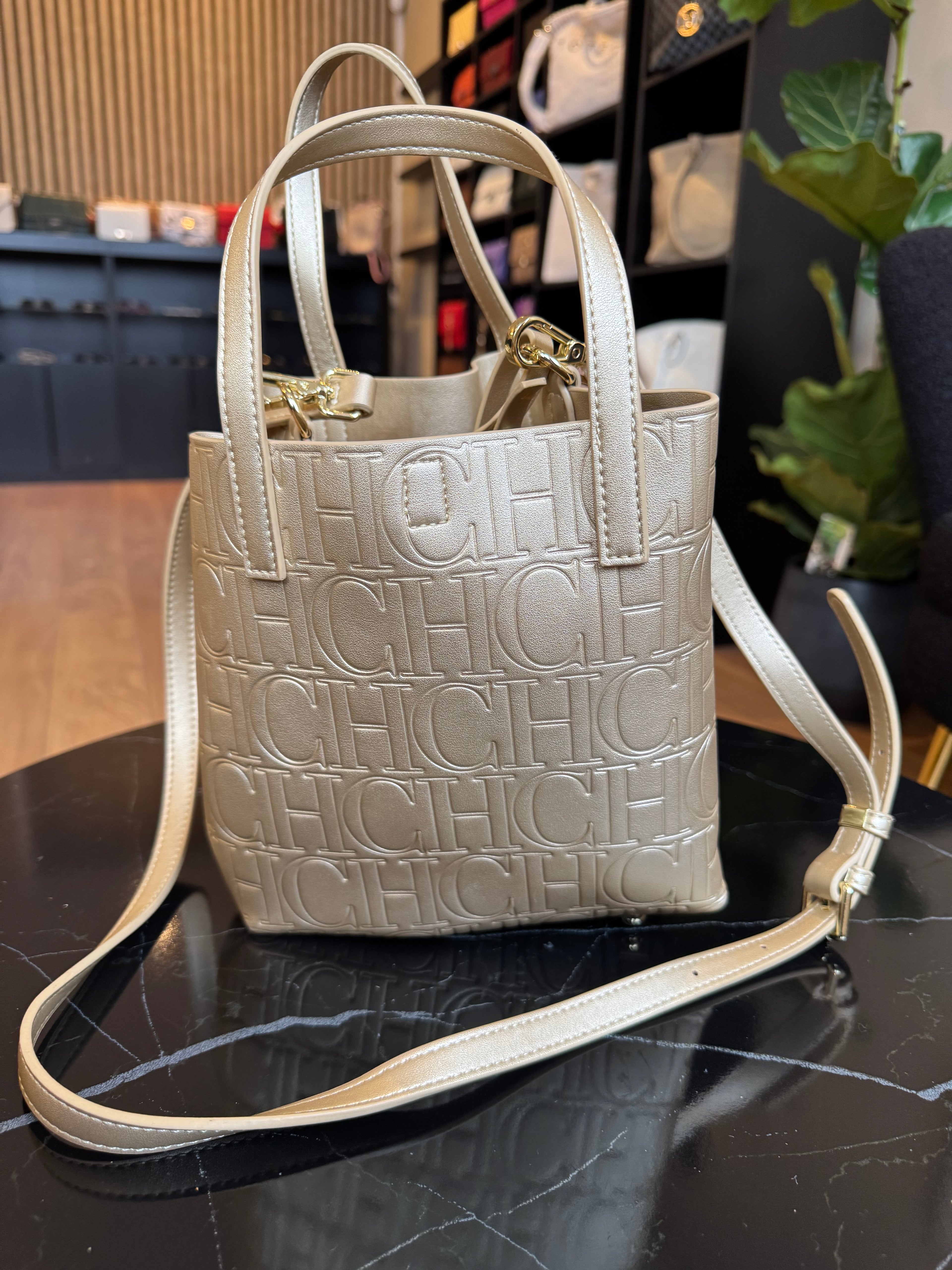 CH Logo Bag Gold