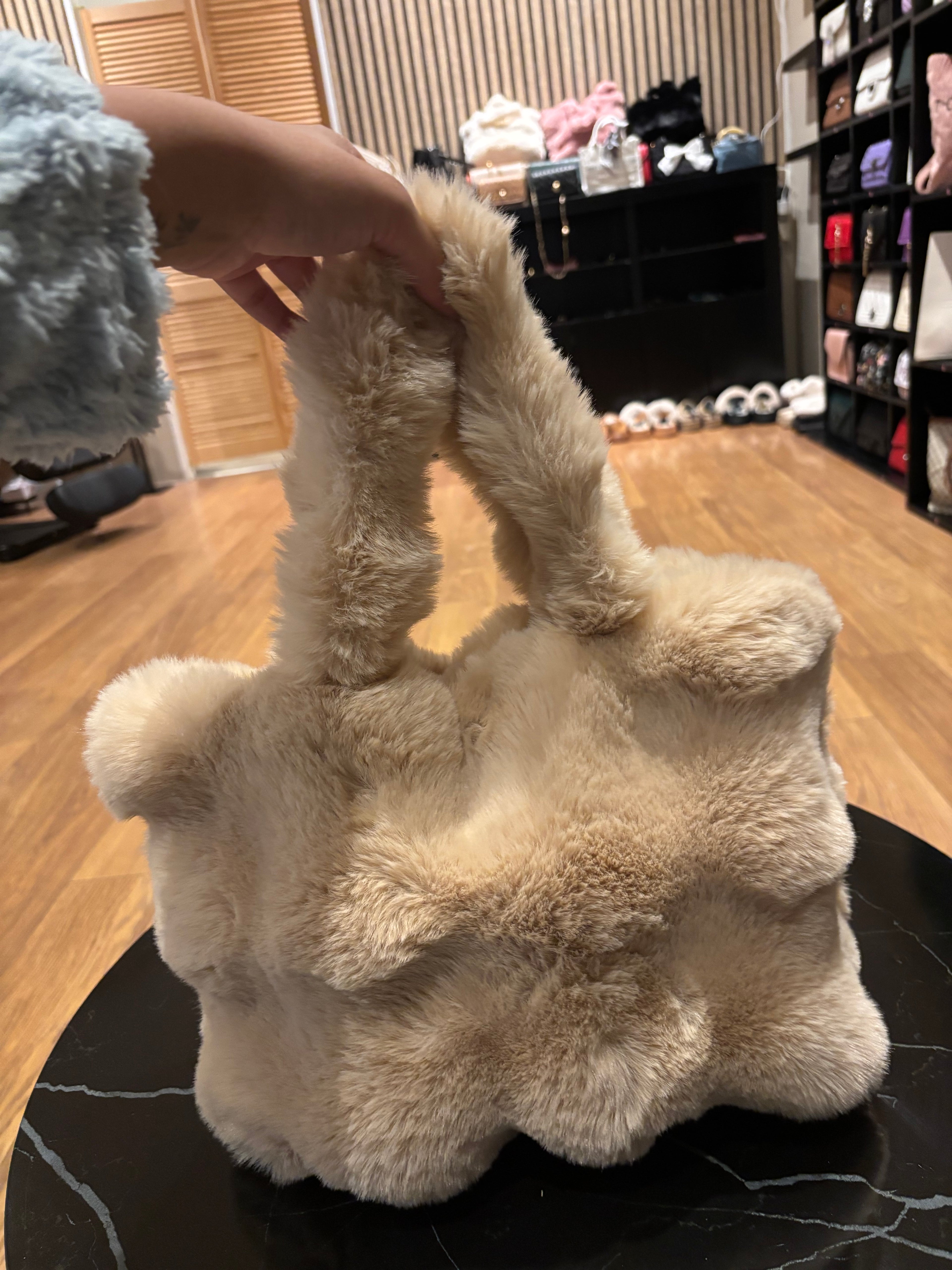 Khaki Fluffy Tas