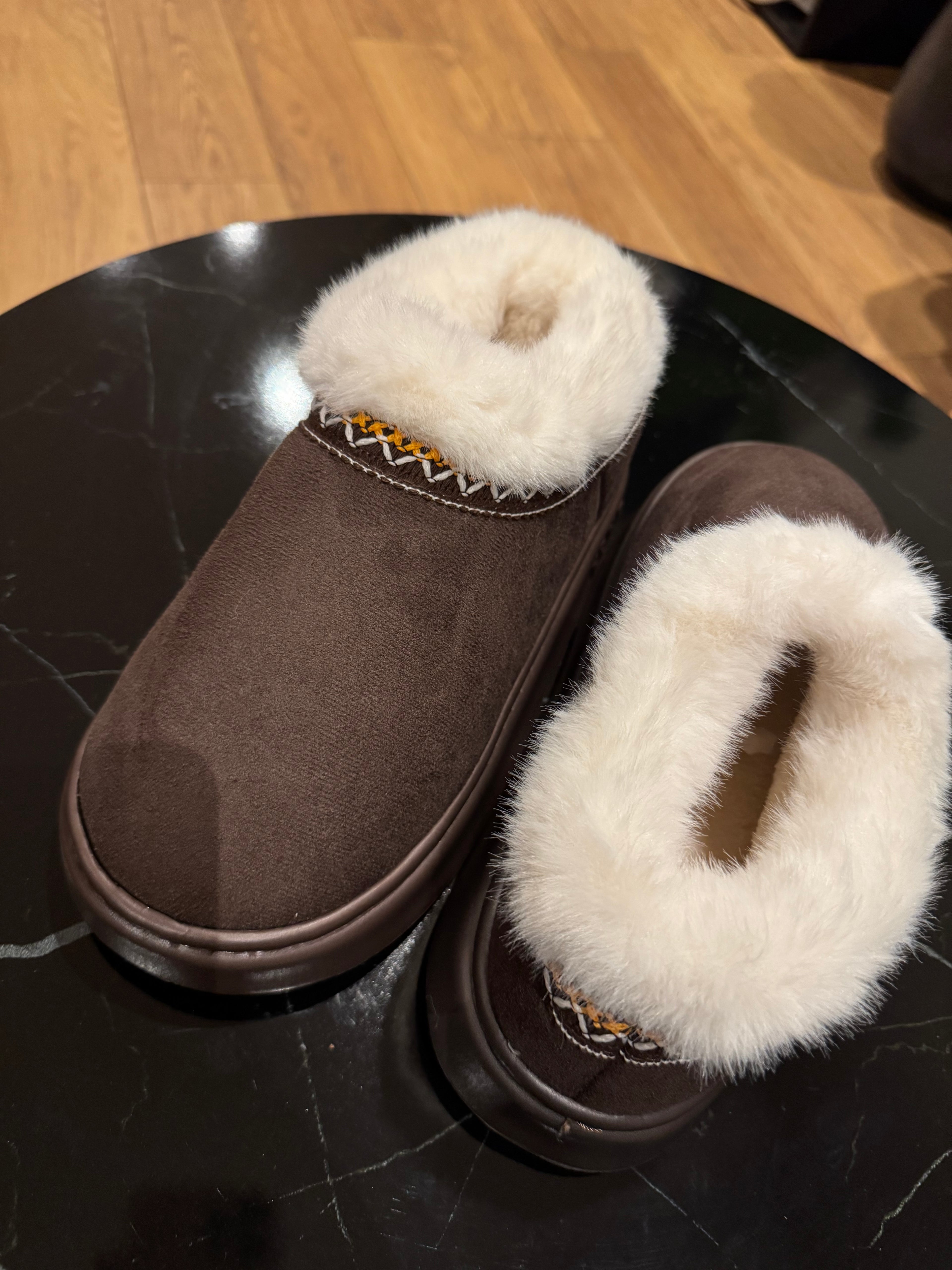 Pantoffels Donkerbruin Lookalike Bont