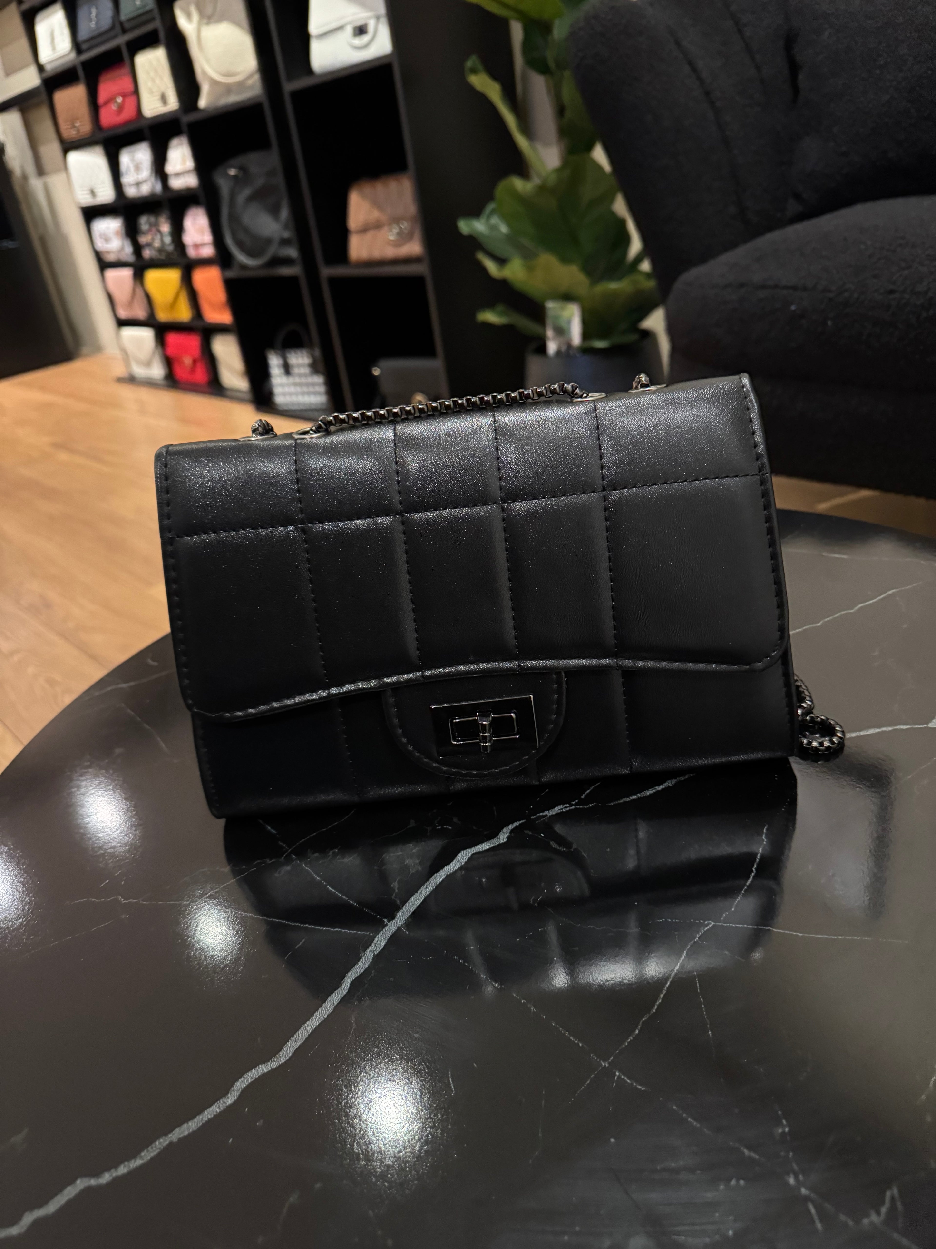 Black Sassy Purse