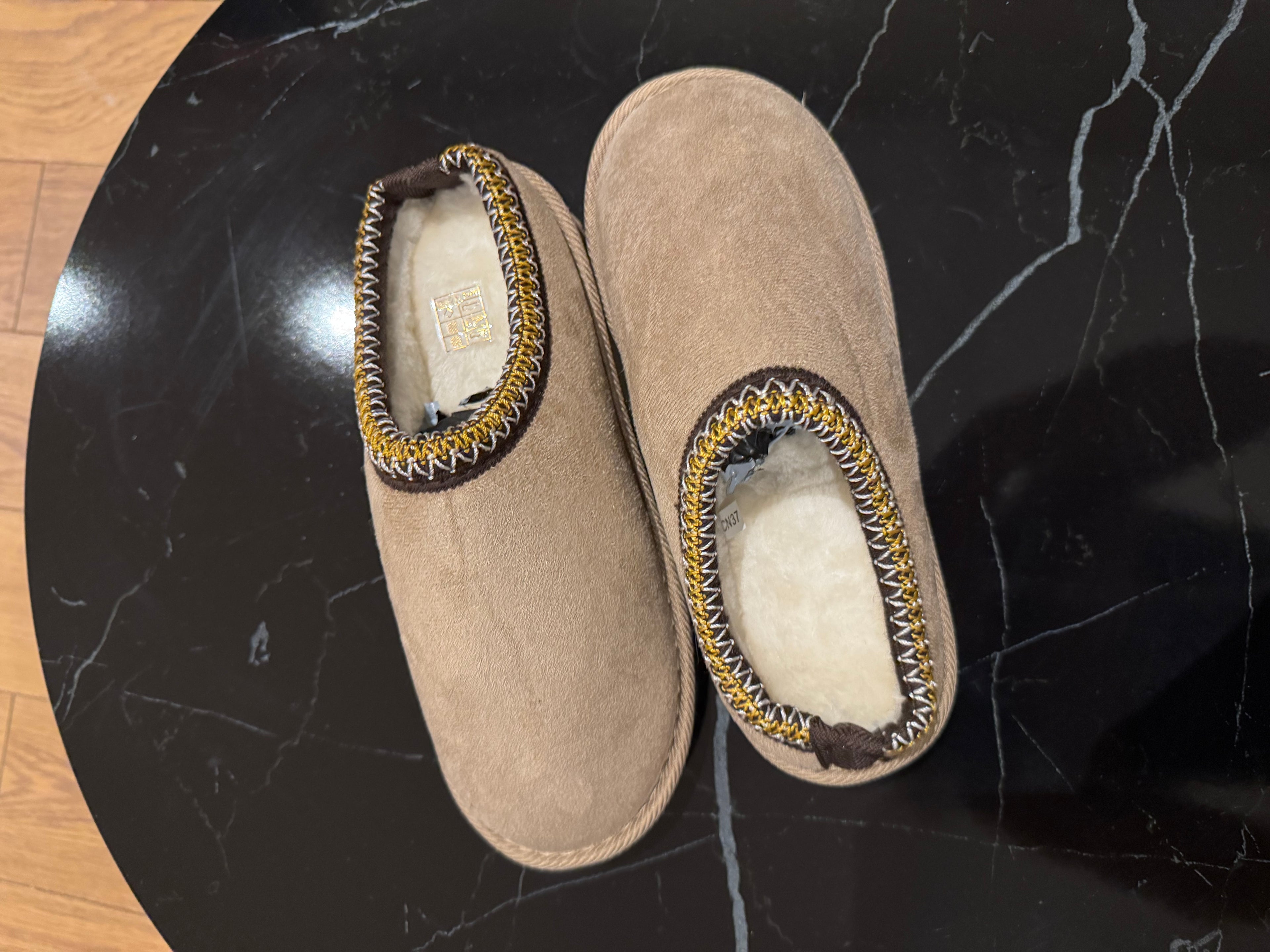 Pantoffels Beige Lookalike