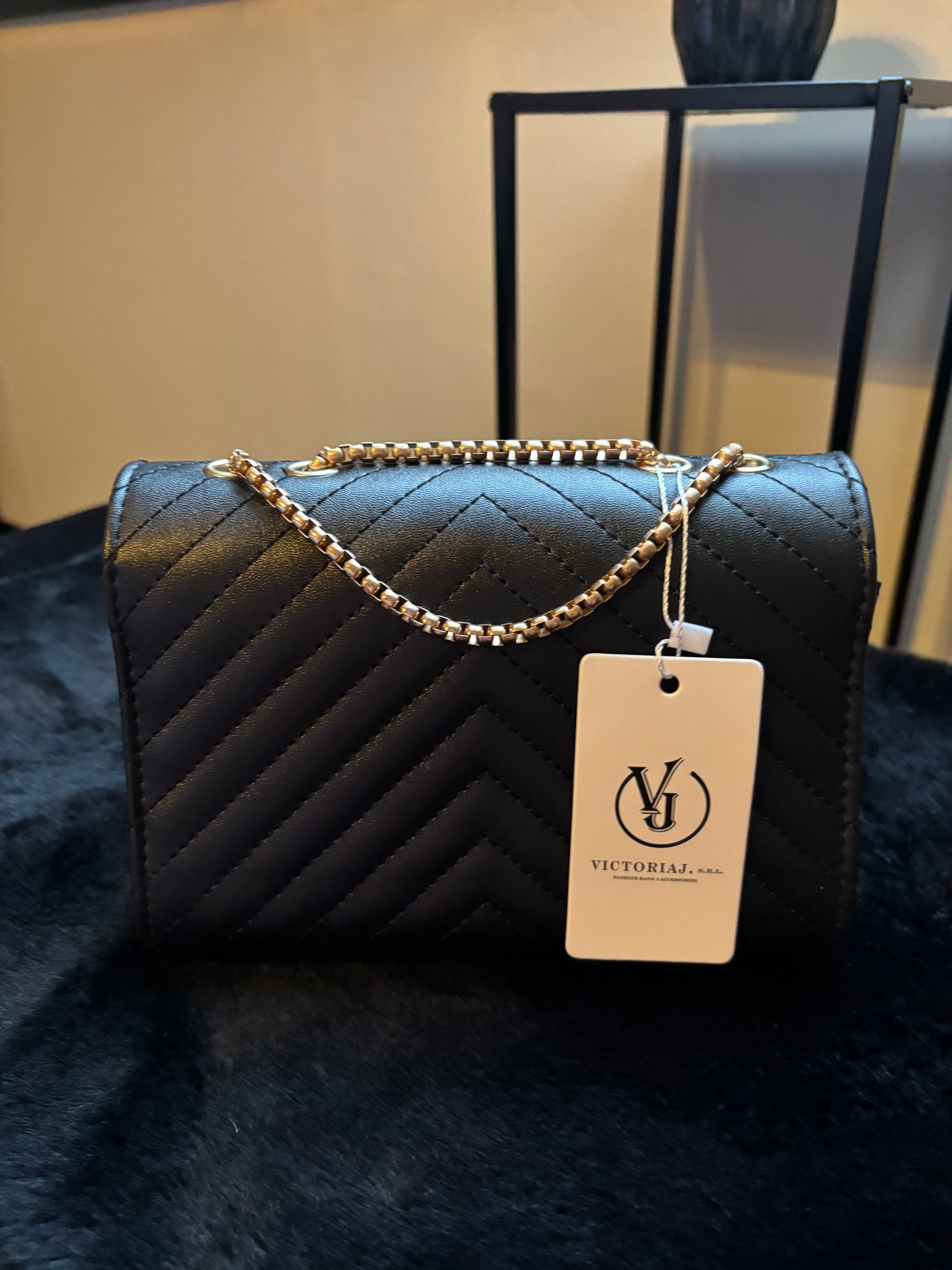 V Black Purse