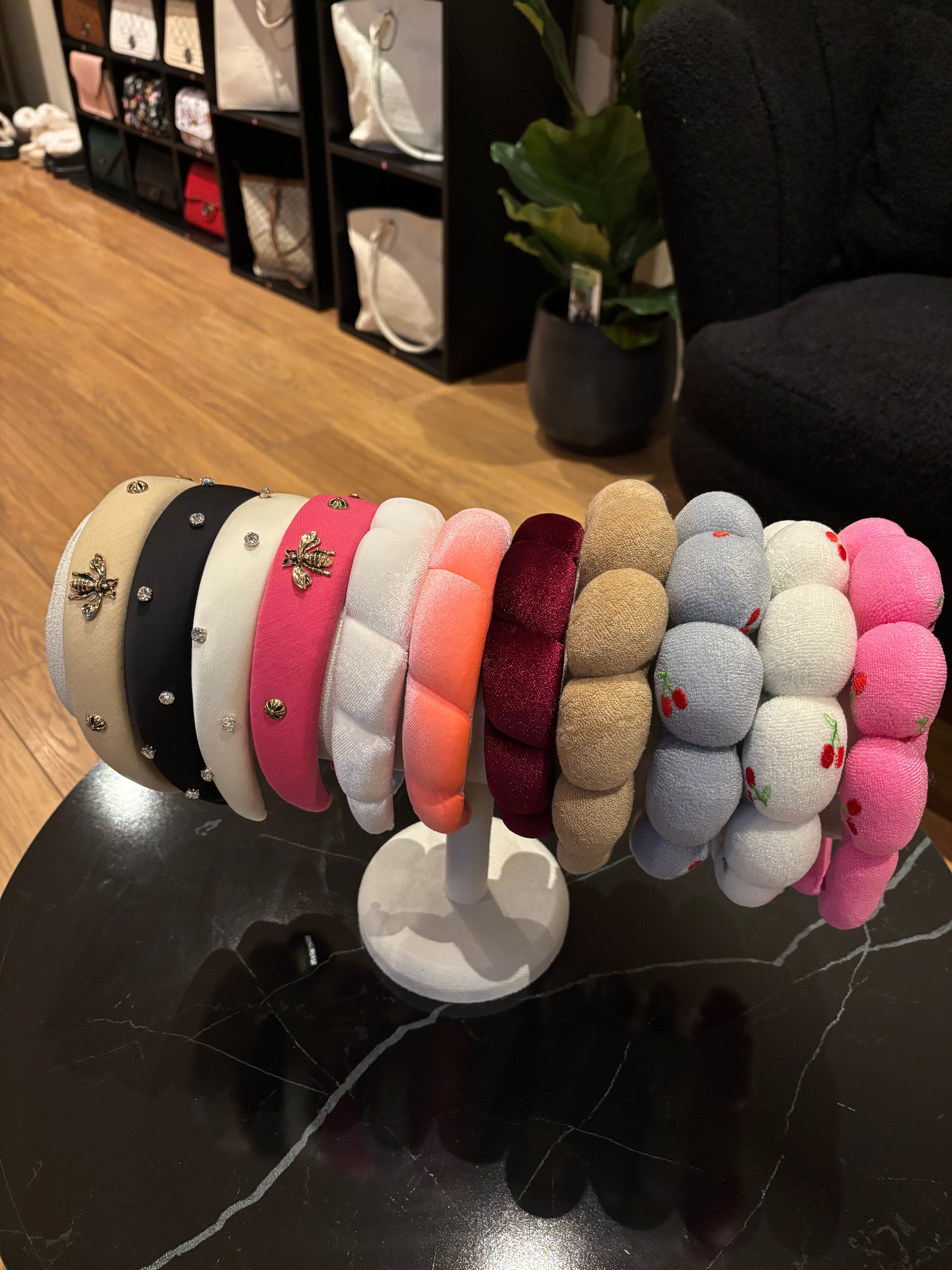 Haarbanden kers/wolk/bijen/steentjes willekeurig