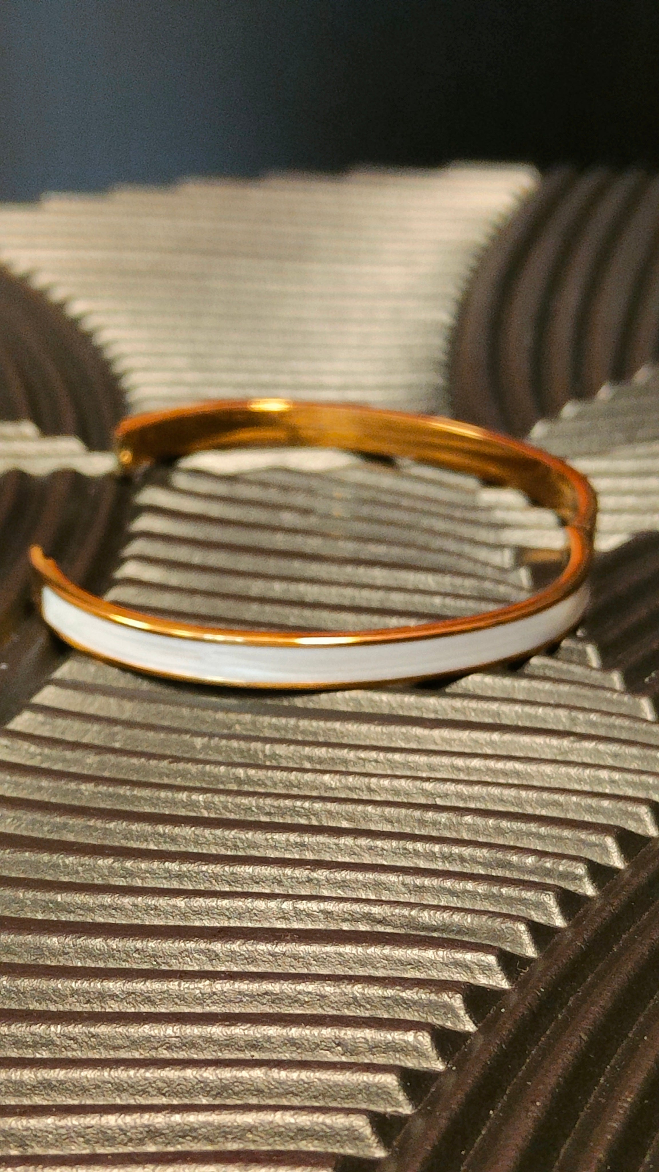 Armband Inlay White - Goud kleurig