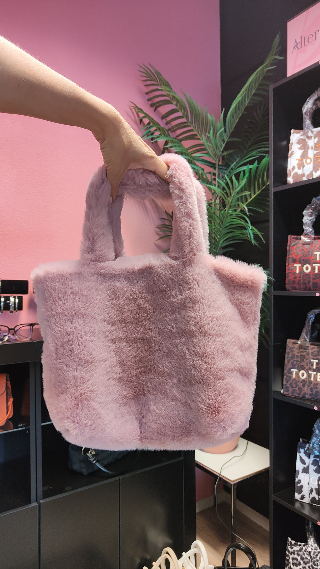 Fluffy Pink Cute