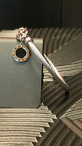 Armband Wire - Black hanger - zilver kleurig