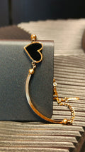 Armband Heart Black - Goud kleurig