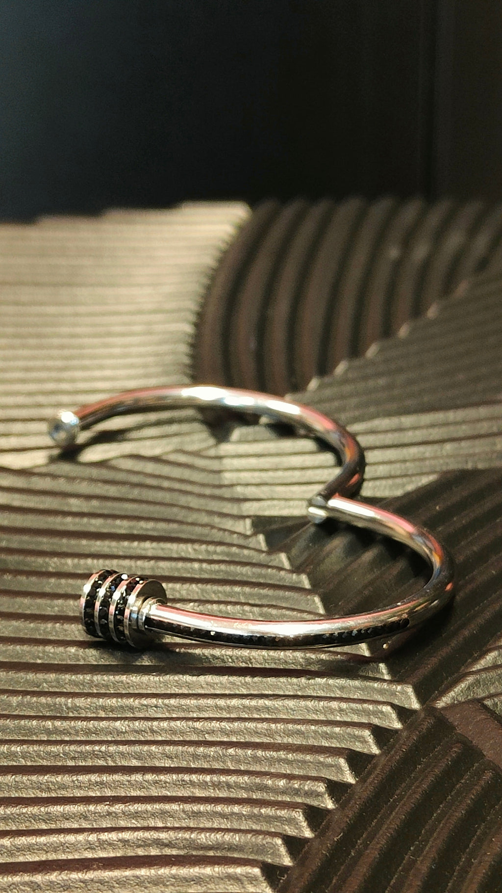 Armband Cilinder & Diamond look inlay Black - zilver kleurig